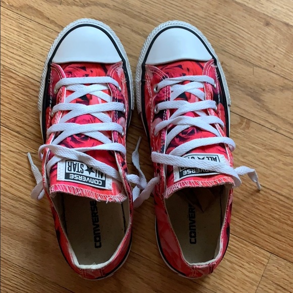 red rose converse